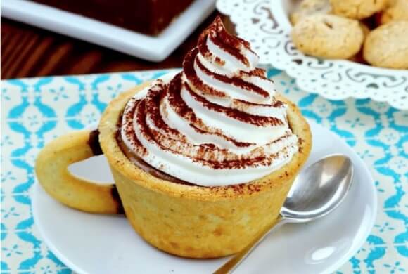 Chocolate Mousse in a Cookie Cup Chocolate Mousse in a Cookie Cup
