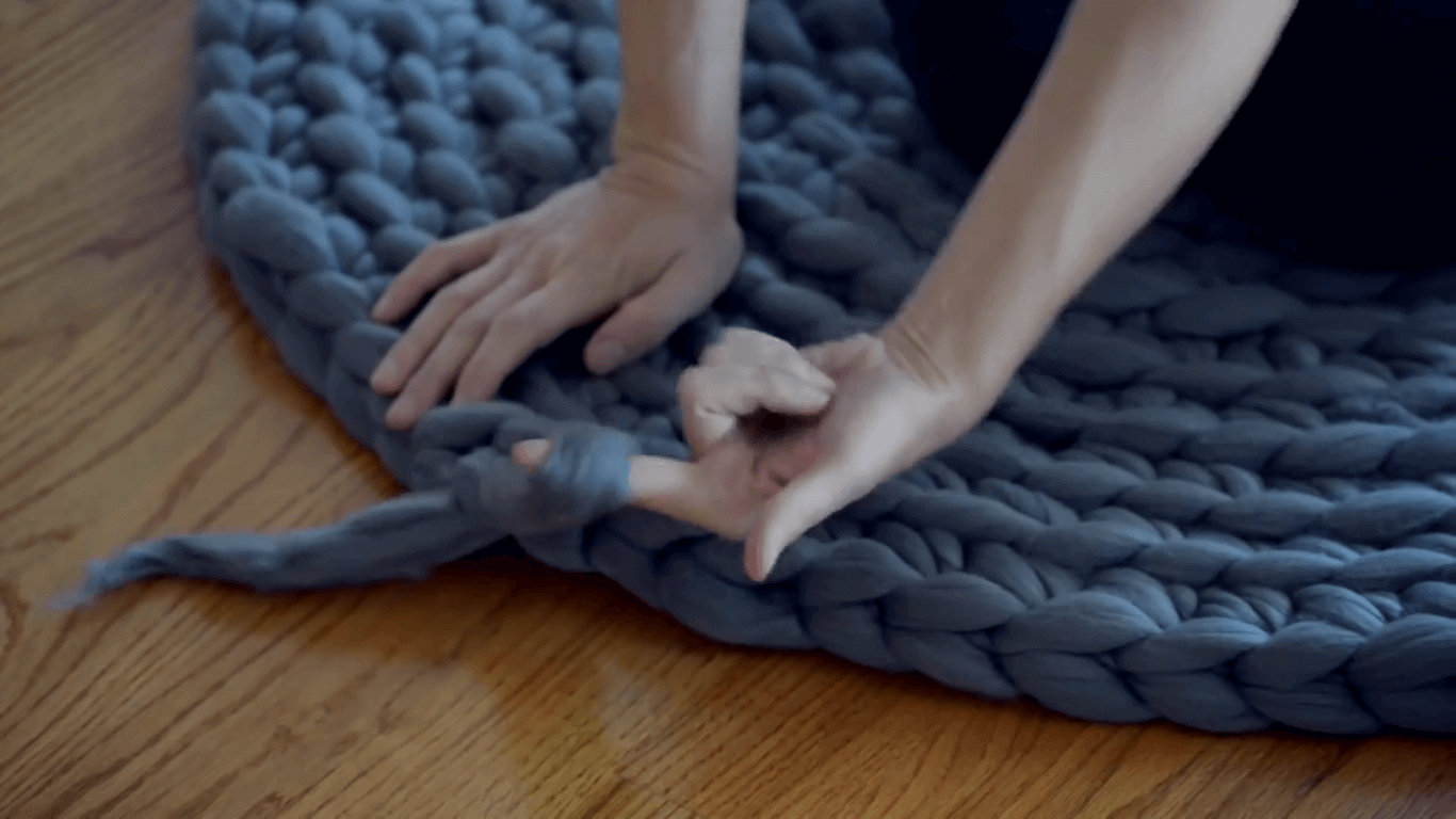 How to Crochet Giant Circular Wool Rugs Without Sewing