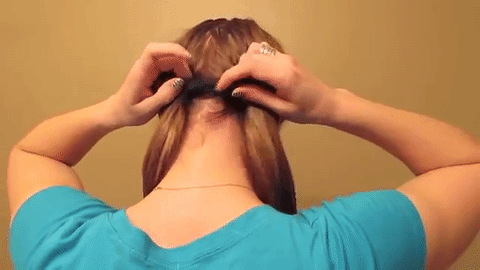 This simple trick will give you natural curls without heating your hair. 