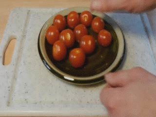 10 Everyday Life Hacks That Will Change Your Life, Cutting Cherry Tomatoes In Half