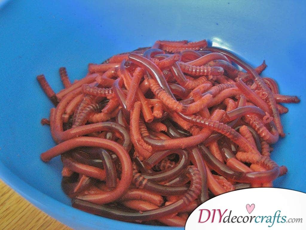 Bowl of Worms - Easy Halloween Food Ideas For Kids
