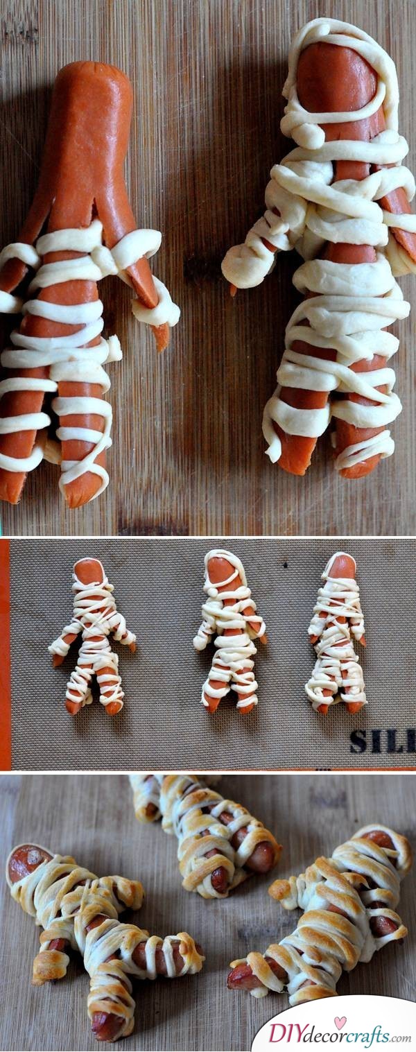 Mummy-Dogs - Easy Halloween Food Ideas For Kids