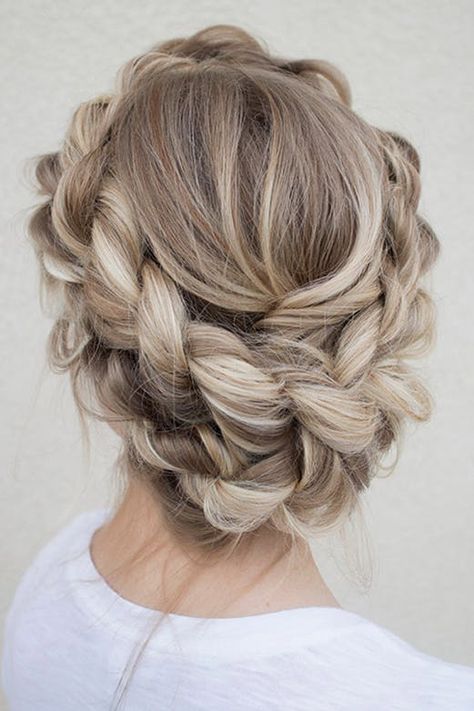 A Crown Braid - An Elegant Choice