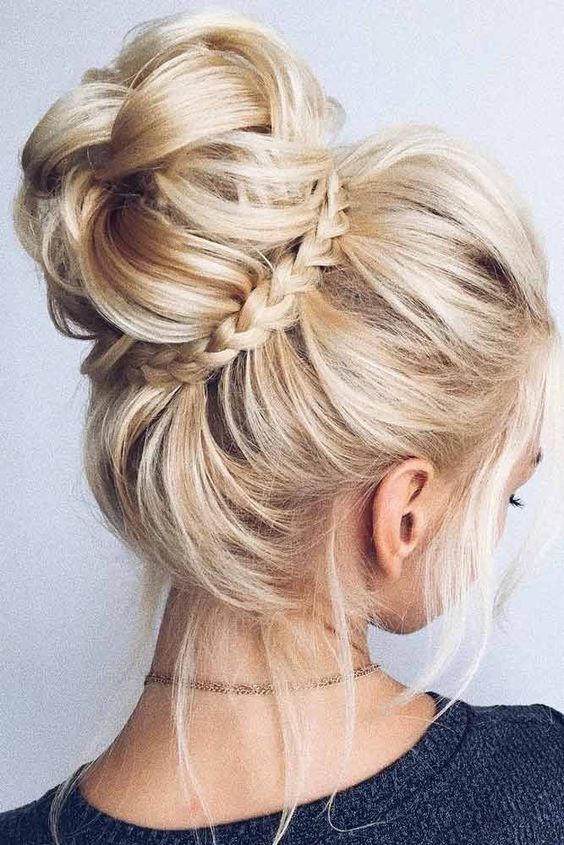 A Messy Ballerina Bun with a Twist - Cute and Fun