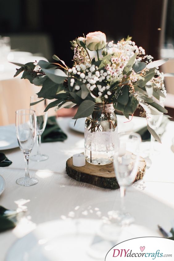 Relaxed Bohemian - Awesome DIY Table Centerpiece Ideas