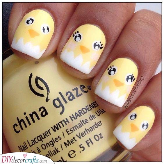 Baby Chickens - Adorable Easter Nail Art