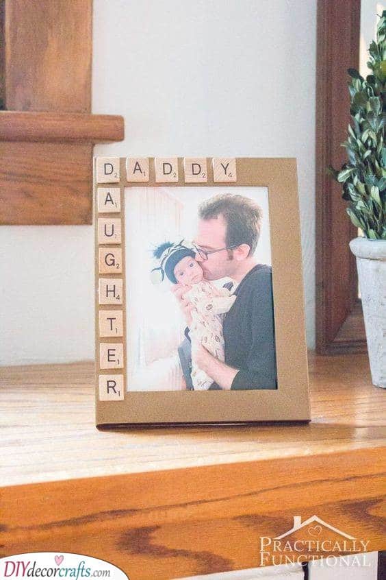 A Family Portrait - Gifts for Dads Who Have Everything