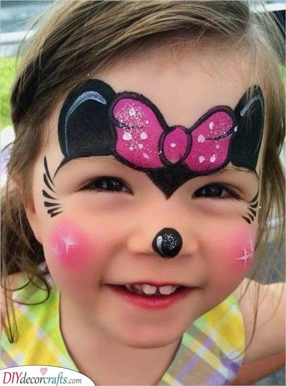 Minnie Mouse Face Paint - Face Painting for Parties