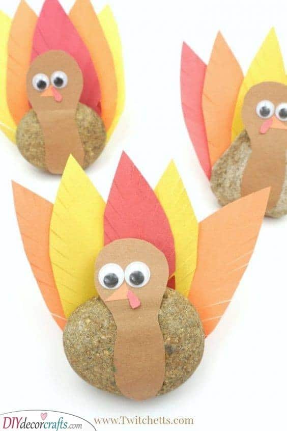 Stone Turkeys - Cute Ideas for Thanksgiving