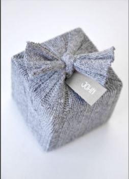 A Woolly Sweater - For Your Christmas Wrapping