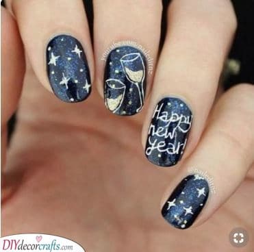 Champagne and Stars - New Years Nails