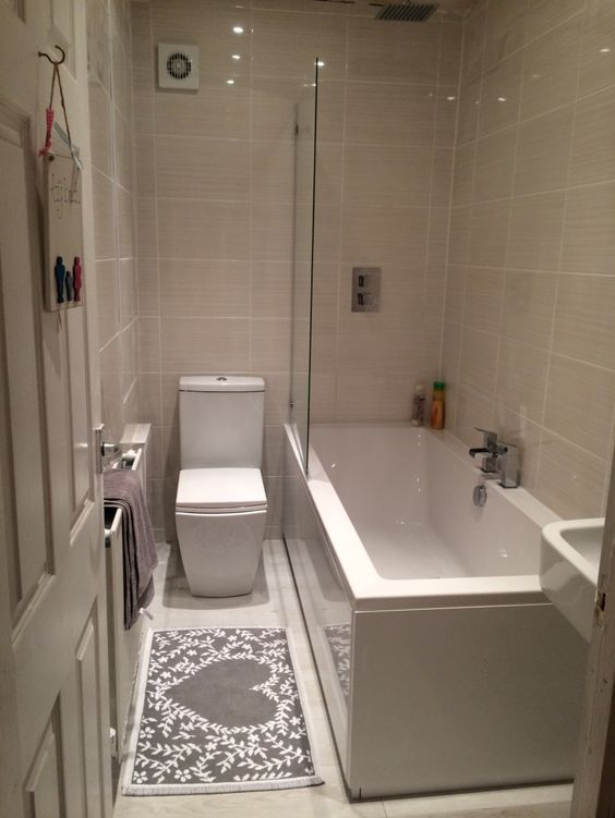 Small Bathroom Ideas Images / Small Bathroom Ideas Makeover Inspiration Life On Virginia Street - The primary colour palette of this bath area is white, with a contrast of black and white patterns on the floor.