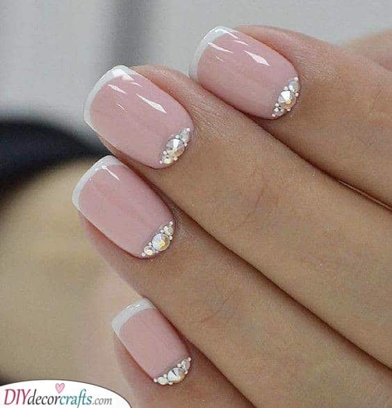 French Manicure Ideas - Simple and Refined Nails
