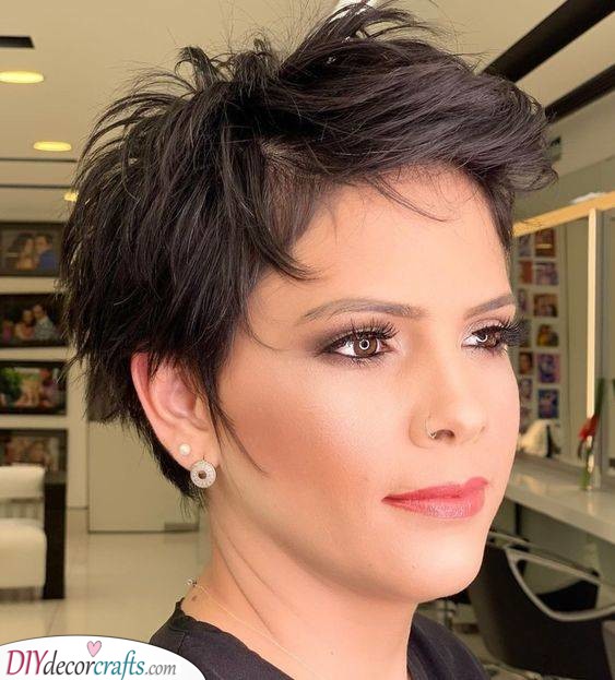 Short Spiky Hairstyles For Women Over 50 Spadai Magingii Short Spiky Hairstyles For Women Over 50 Spadai Magingii