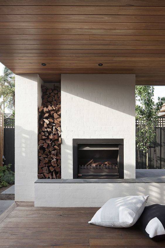 A Wood Stack - Modern Outdoor Fireplaces