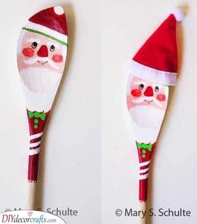 Festive Wooden Spoons - Santa Claus Craft Ideas